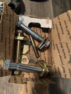 Locking Cam Bolts