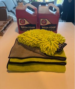 Adam’s Mega Foam (2 Gallons) + XXL Drying Towel + Chenille Wash Mitt