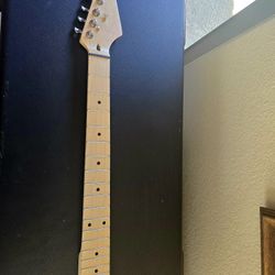 Strat Neck