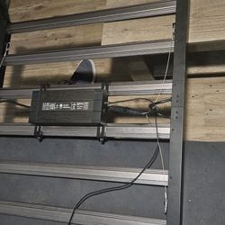 AC INFINITY 500W Grow Light w/ Controller