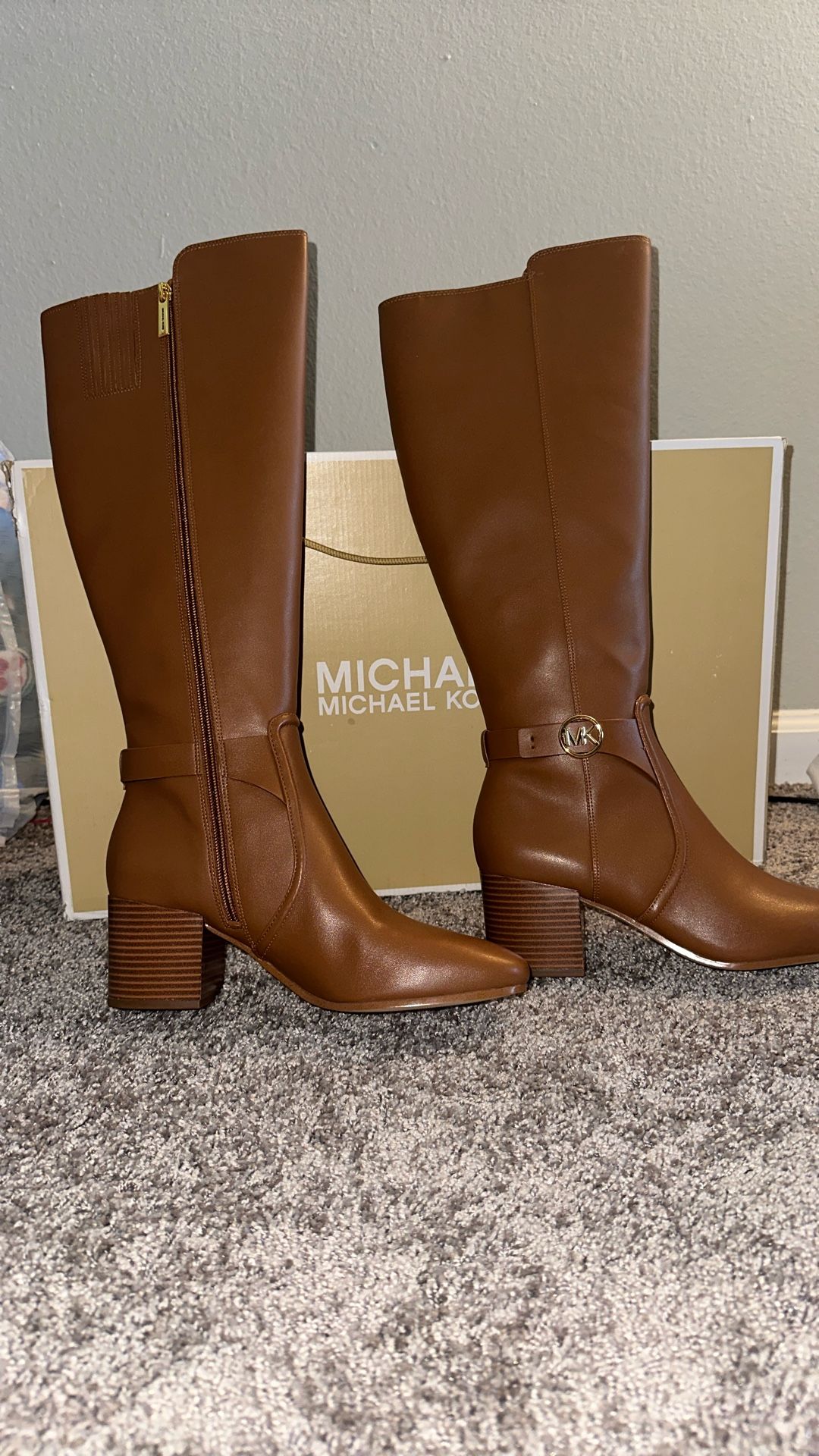 Michael Kors Woman’s Boots Size 8.5 NIB