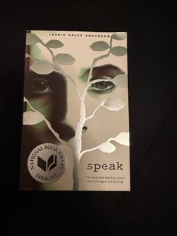Speak by Laurie Halse Anderson Paperback