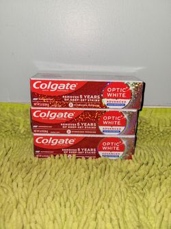 3 Colgate Optic White Advanced stain prevention 3.2oz