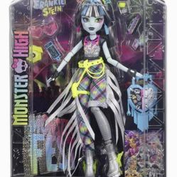 Monster High Monster Fest Frankie Stein Fashion Doll