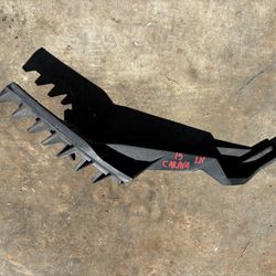 2015 Dodge Caravan Headlight Bracket