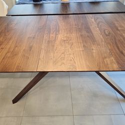 Like New Copeland Exeter solid walnut dining room table