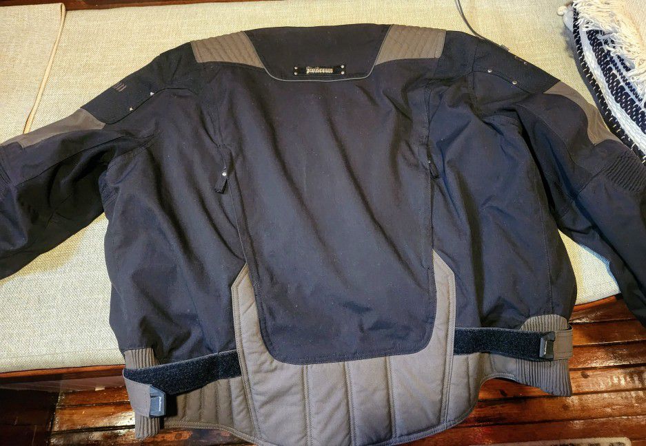 Large Motorcycle Jacket With Armor (PokerRun Brand)