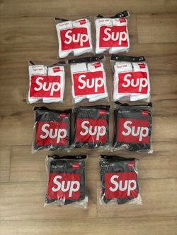 Supreme socks