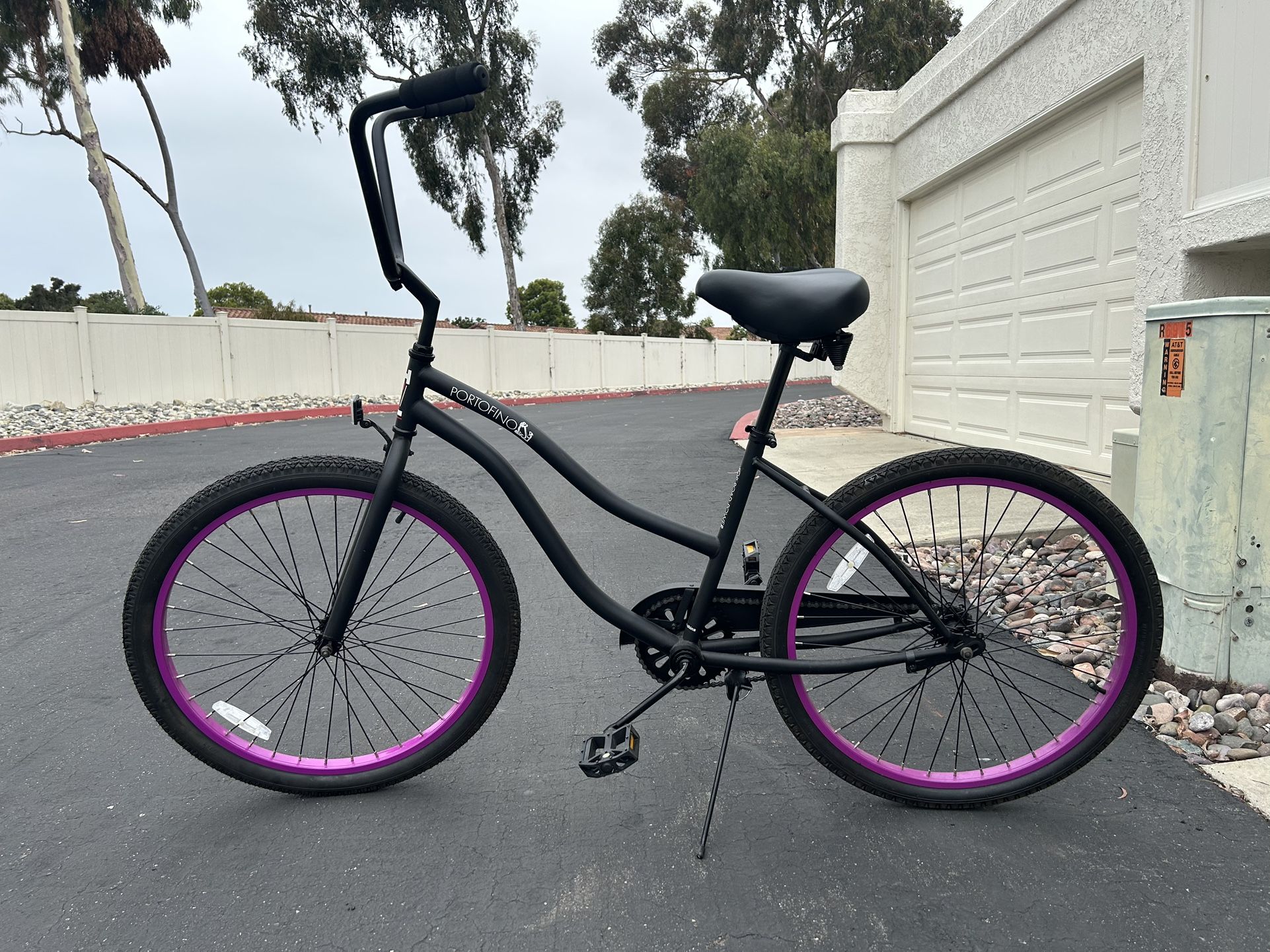 26” Like-New Cruiser Bicycle