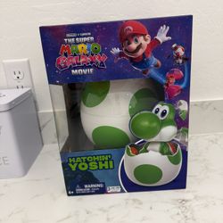 Yoshi Hatching Egg 