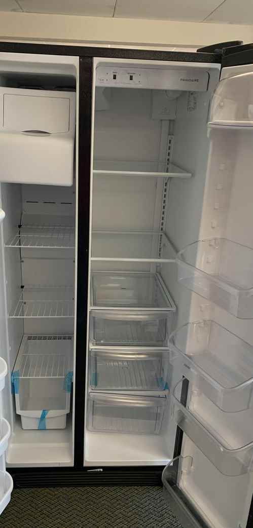 BRAND NEW FRIGIDAIRE LFSS2312TE REFRIGERATOR 2AXKG