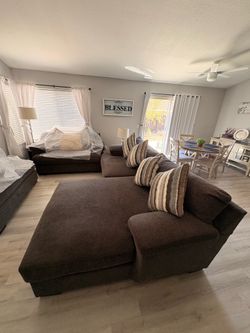 Living room set | sofa, oversized sofa chair, ottoman, coffee table, table & floor lamp