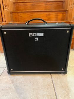 Boss Katana 100 watt Effects Amp (Mint)