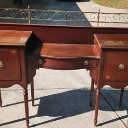 Lexington Furniture Sheraton Style Sideboard