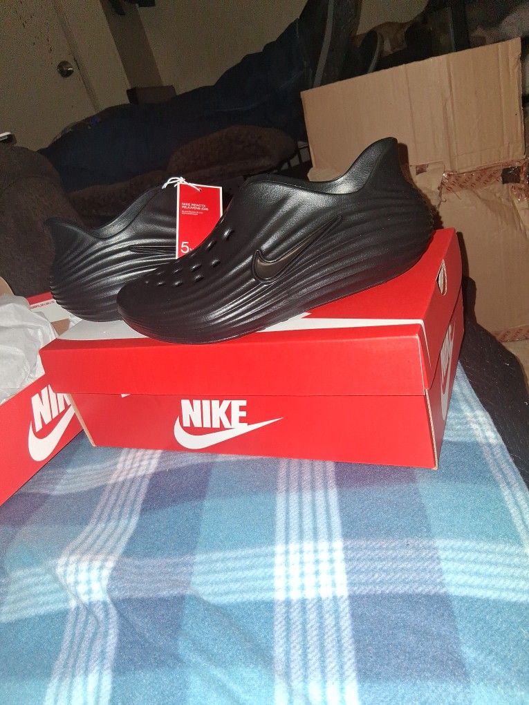 Nike