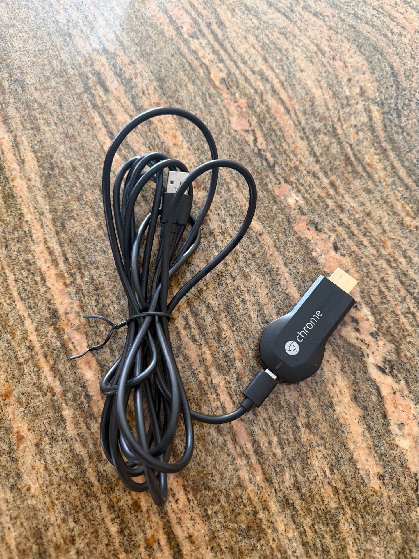 Chromecast Streaming Media Player with USB Power