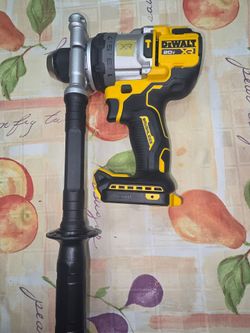 New Dewalt  20V MAX XR Brushless Cordless 1/2 in. Hammer Drill (Tool Only)