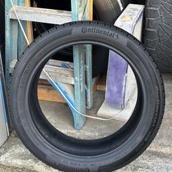 1 Used Tire Continental Pro Contact TX SSR 225/45R19. Low miles. 9/32 Tread.