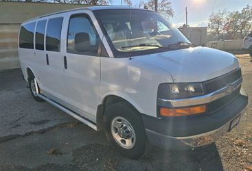 2015 Chevrolet Express LT 2500