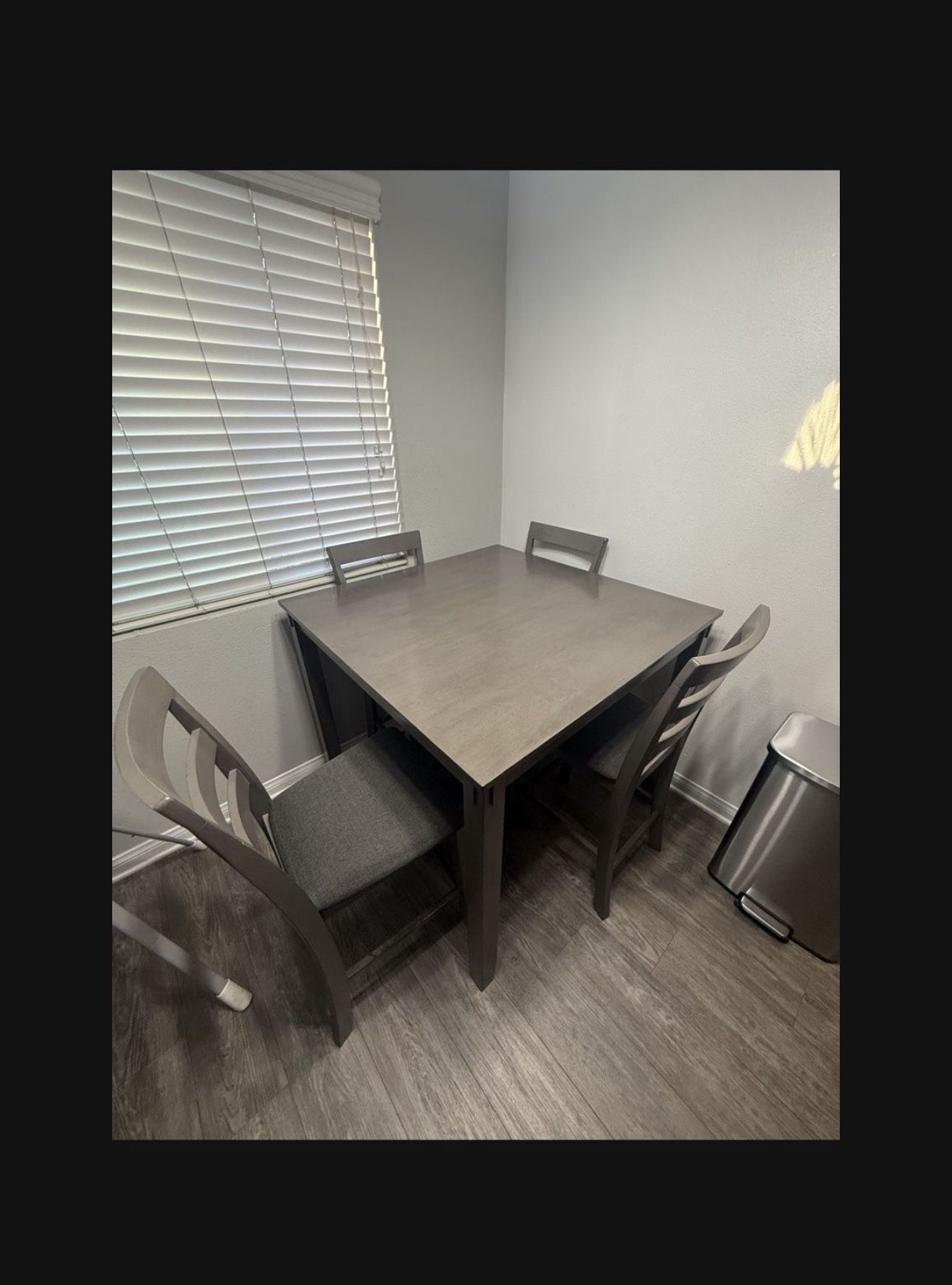 Bridson Counter Height Dining Table And 4 Bar Stools