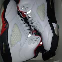 Air Jordan 5 Retro