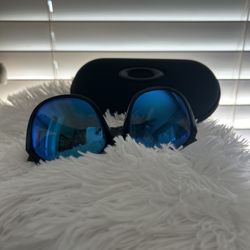 Women’s Oakley Prizm Sunglasses 