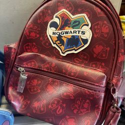 Hogwart Harry Potter Purse Backpack With Wallet 