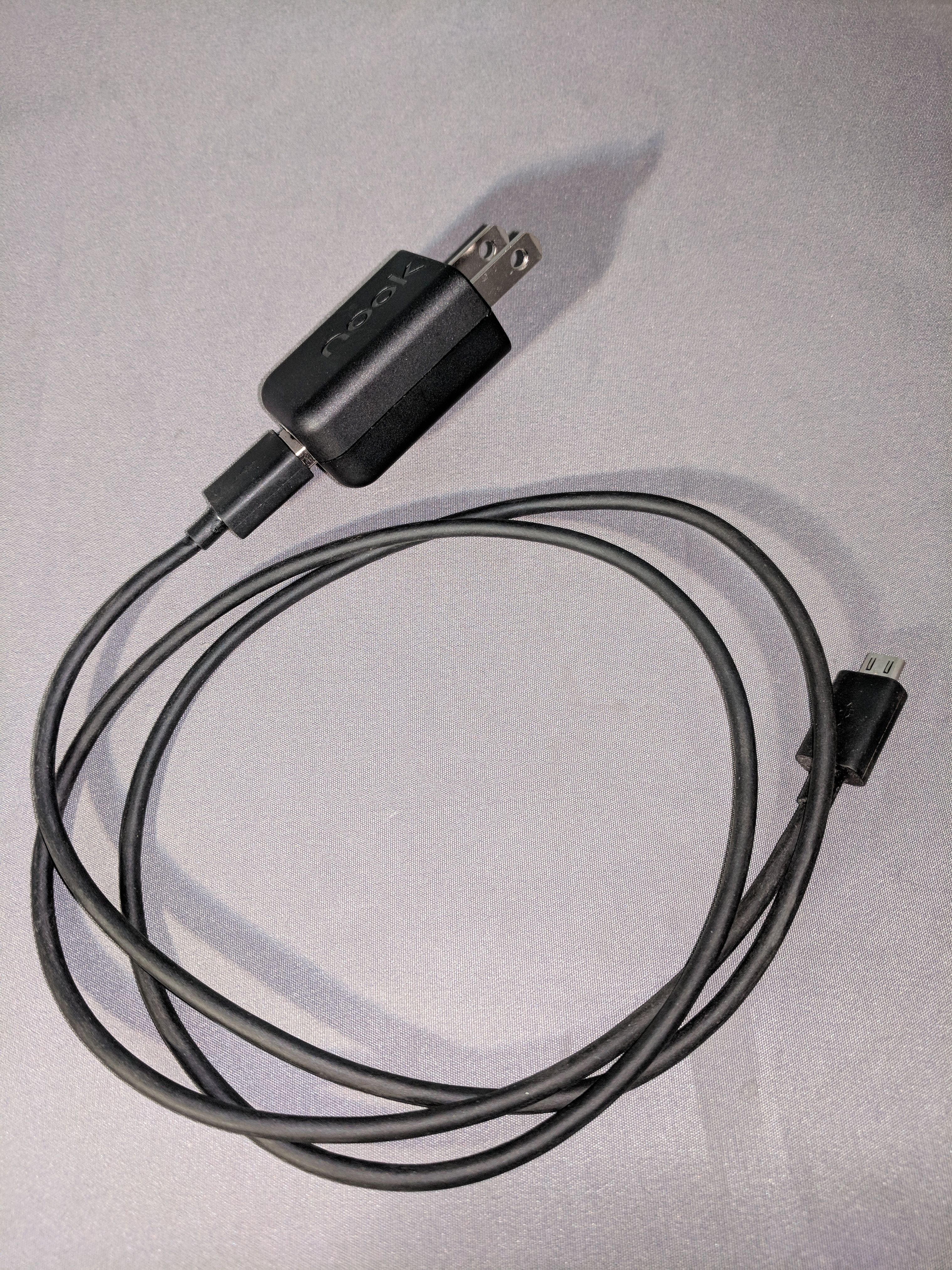 Barnes & Noble Nook Color charger AC adapter/cable