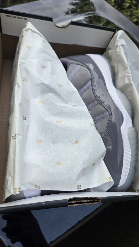 DS Jordan 11 Low Cool Grey SZ 12