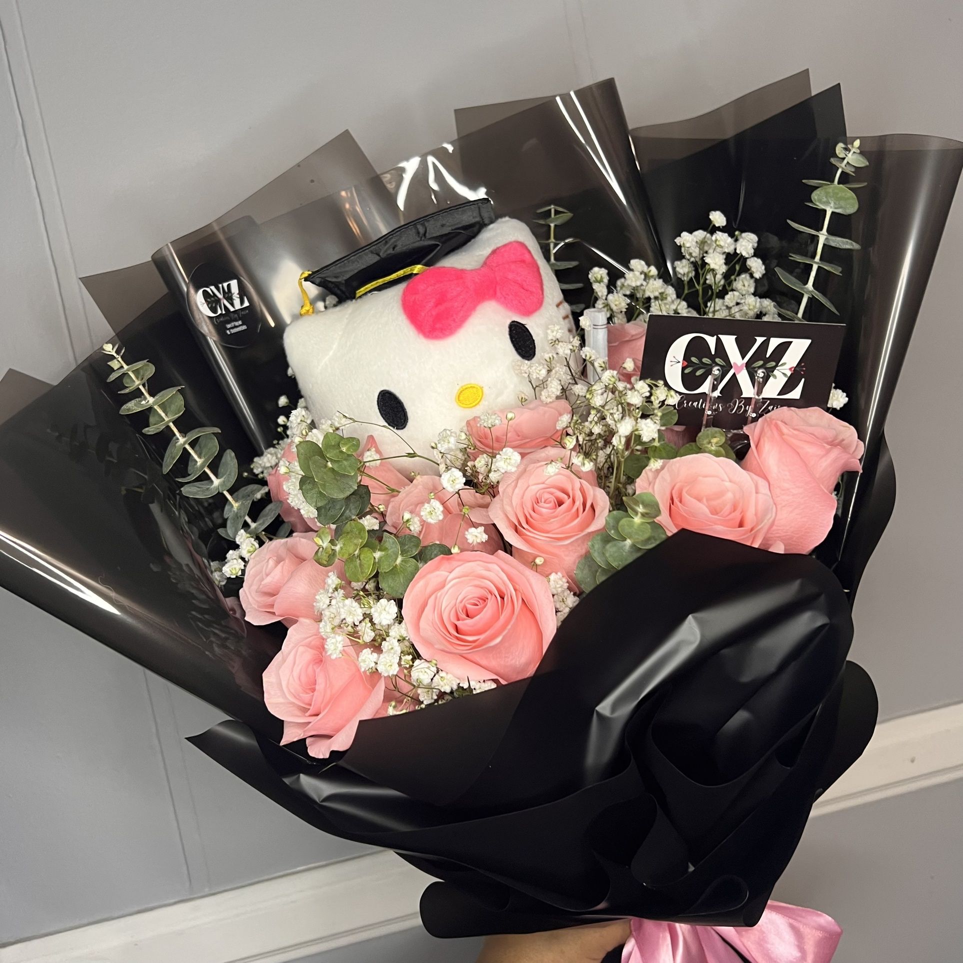 PINKU様 Hello Kitty Bouquet Ramo De Rosas for Sale in City Of Industry, CA