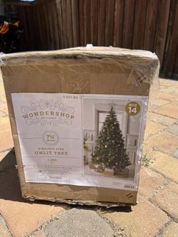 7.5 Ft Artificial Christmas Tree