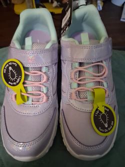Tennis Shoes Size 13