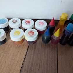 food coloring dye for crafts, red green yellow blue brown orange pink