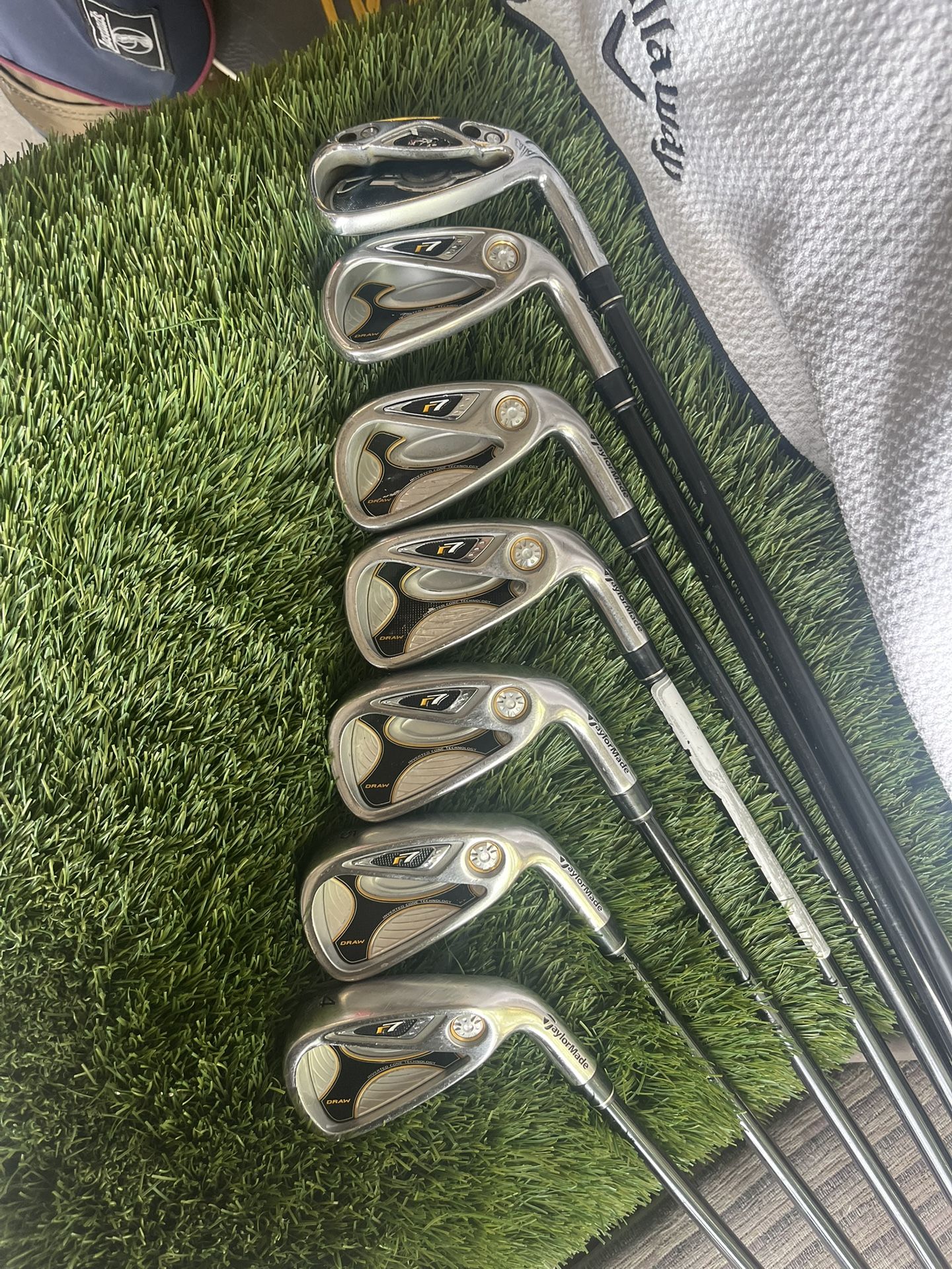 Taylor Made r7. DRAW. Regular Flex