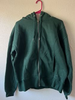 Women’s Green Zip-up Sweater (SIZE XS)