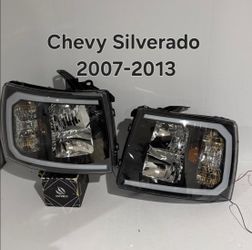 Chevy Silverado 2007-2013 Headlights