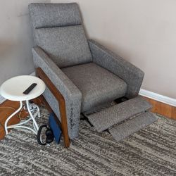 Modern Recliner (grey) 