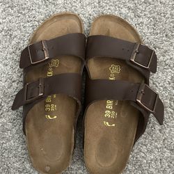 Birkenstocks. Women. Size 39. 
