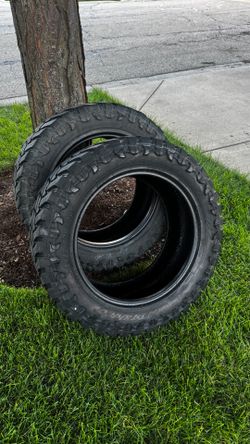 33x12.5R20 Tires