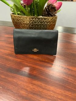 Authentic Coach wallet, pebble-grain leather, black with gold...