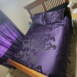 Queen Bed