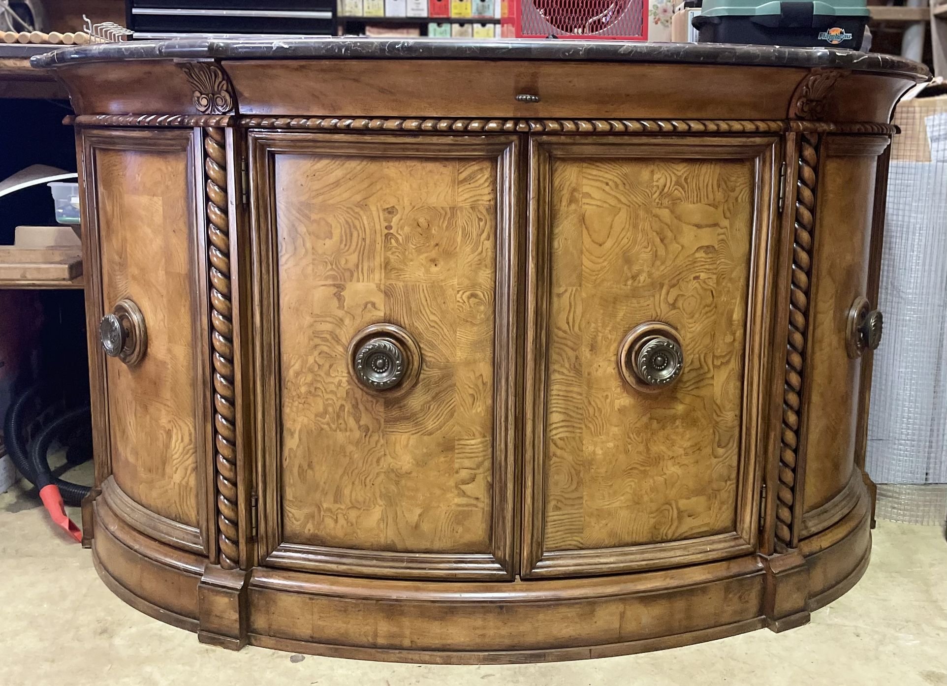 buffet/cabinet