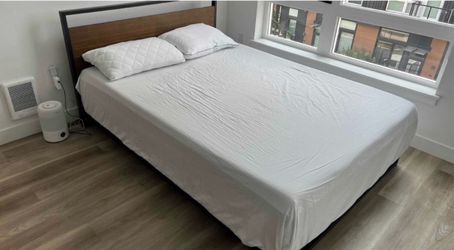 Queen Platform Bed and Mattress