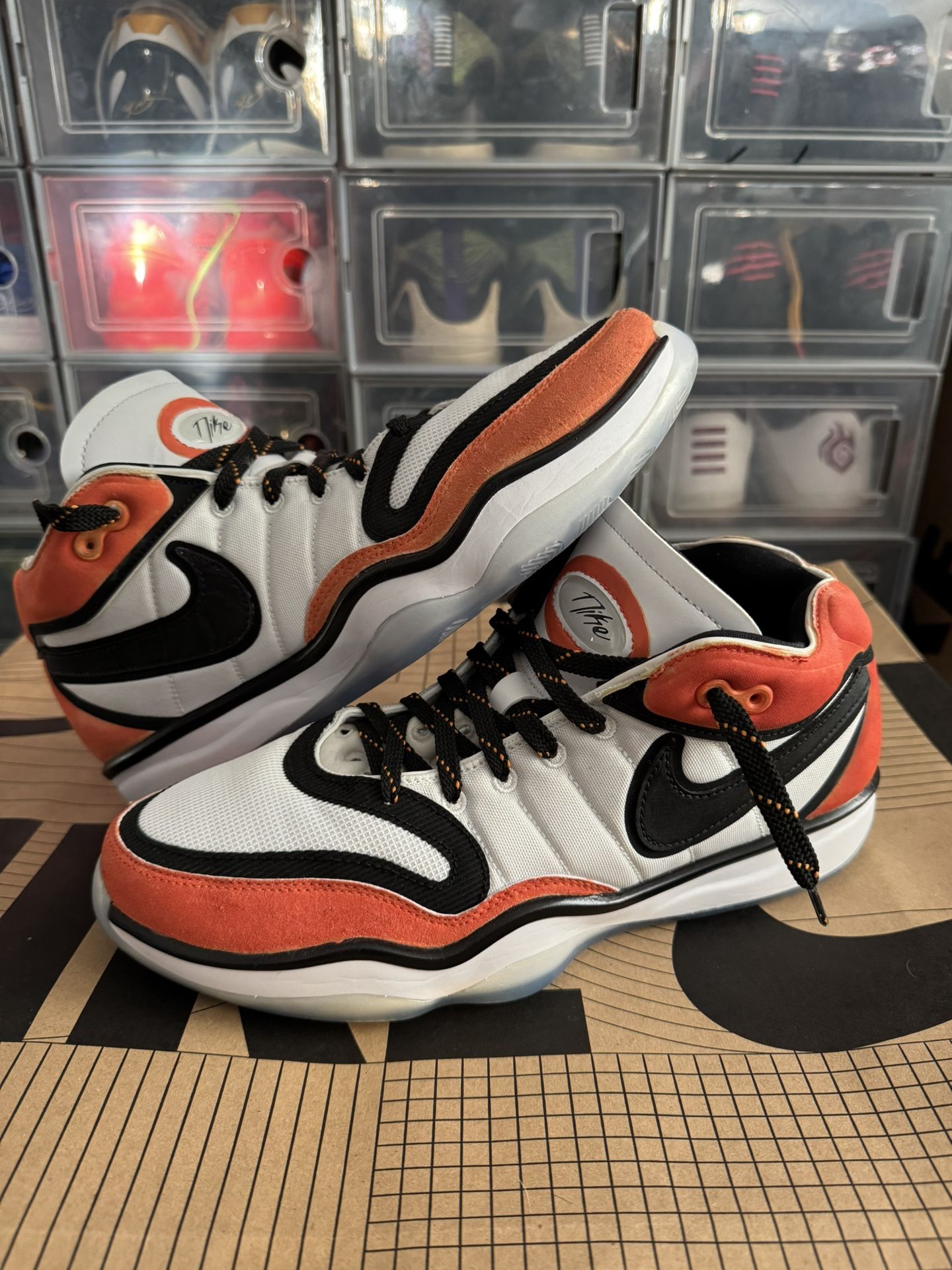 Nike Air GT Hustle 2 - Size 10