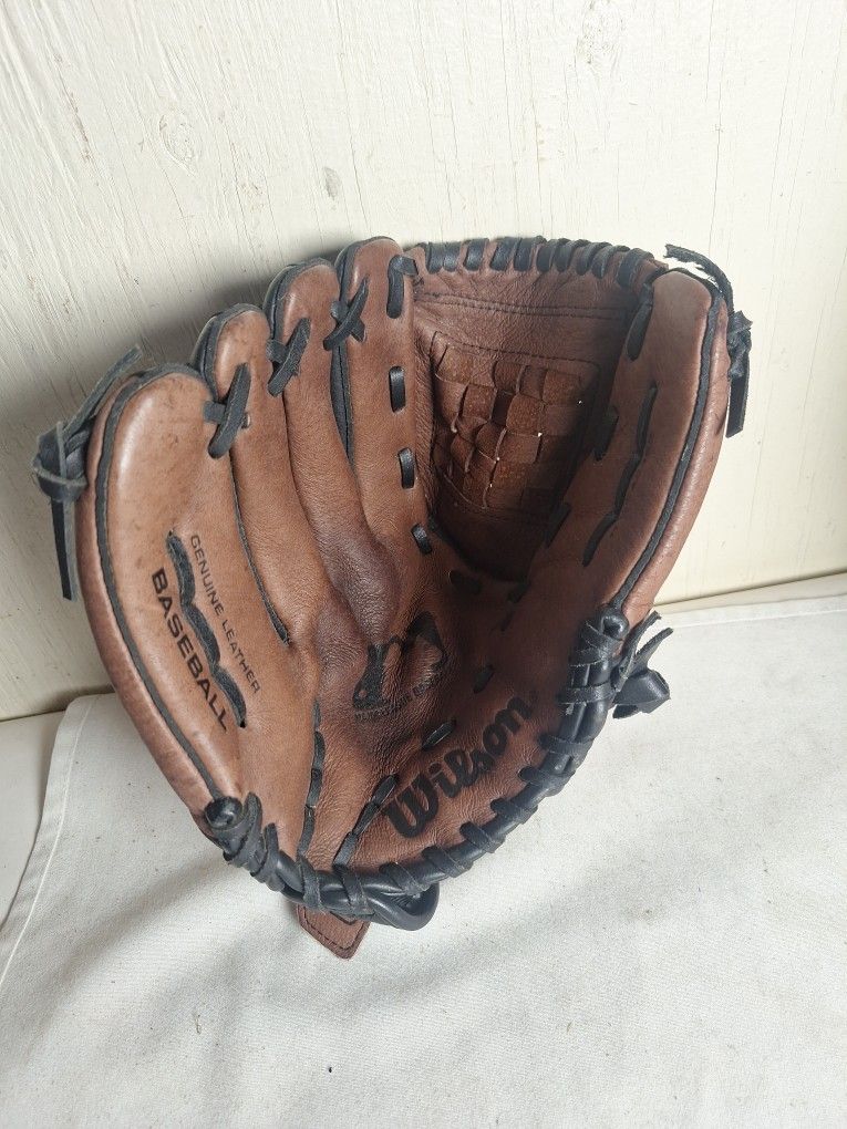 Baseball Glove, Youth 11.5"