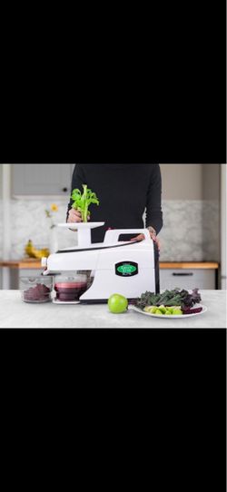 Juicer Tribest Greenstar Elite GSE-5000 Twin-Gear Cold Press Juicer Complete Set