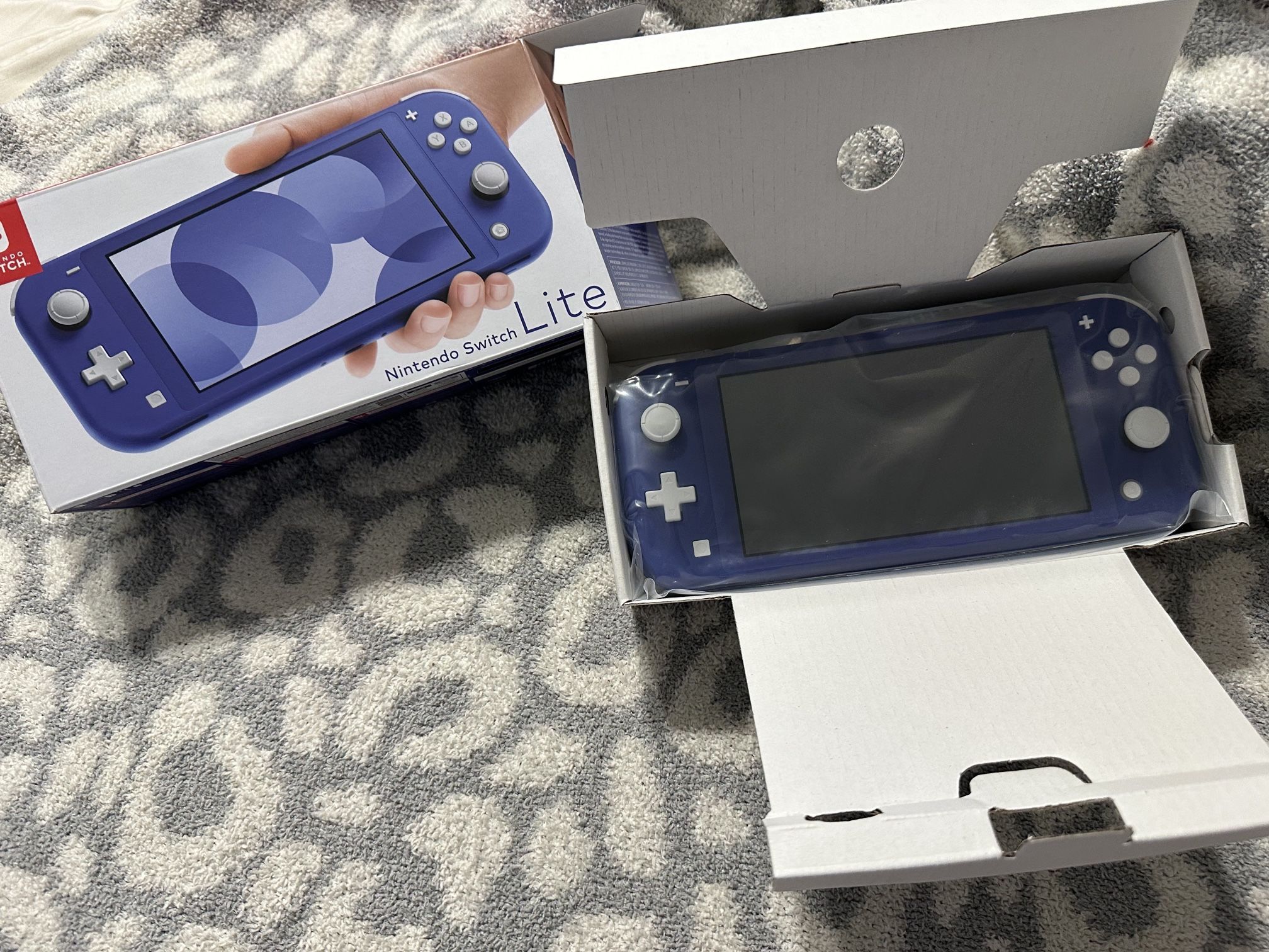 Nintendo Switch Lite 