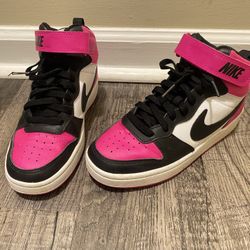 Nike Girls Size 4.5, Worn Few Times