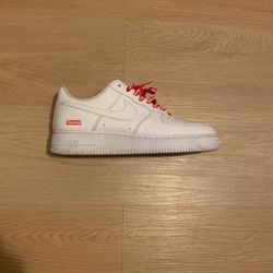 Nike Air Force 1 Low Supreme 