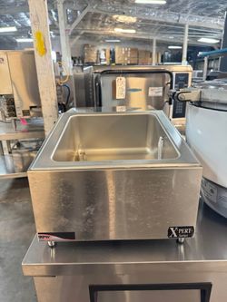 Refrigerated Topping Rail APW WYOTT